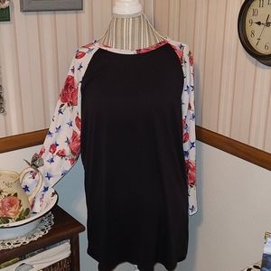 LulaRoe baseball style top